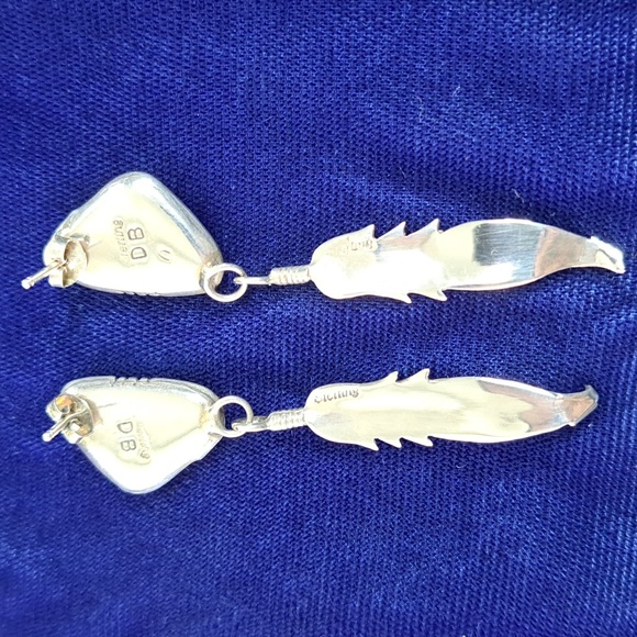 Vintage Native American Mother of Pearl Sterling Silver Feather Earrings - Picture 6 of 13